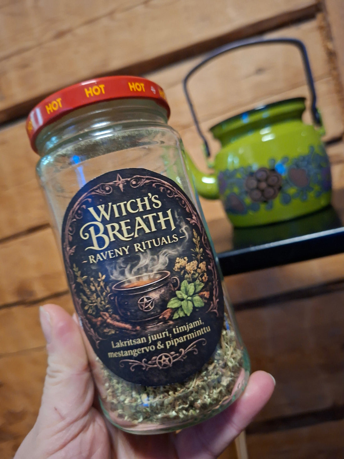 Mitä yrttejä käytän itse kun sairastun? Flunssa hiipi Pahkaniitylle.